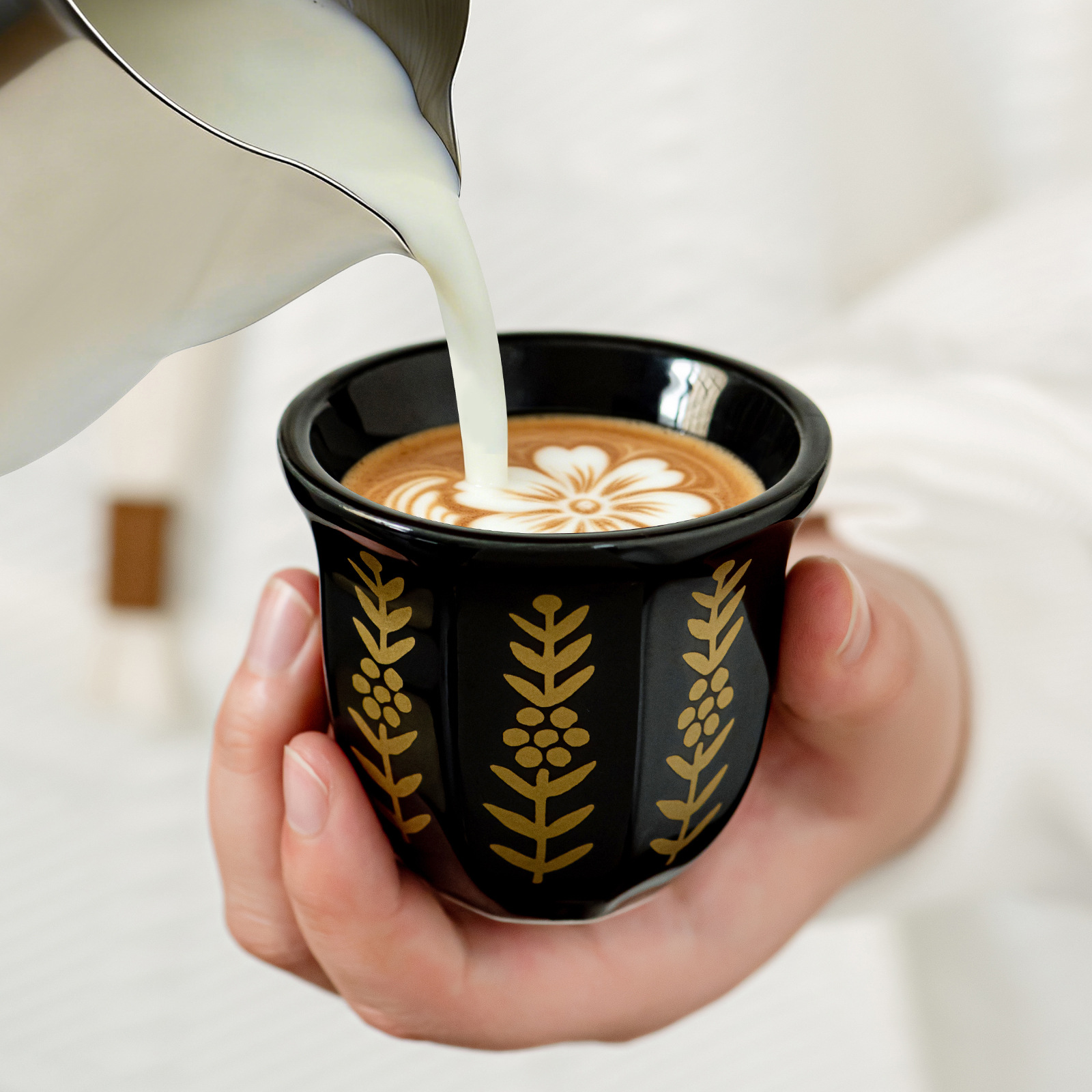 Klein achthoekig theekopje met - Home Decor Tulip recensie en prijs